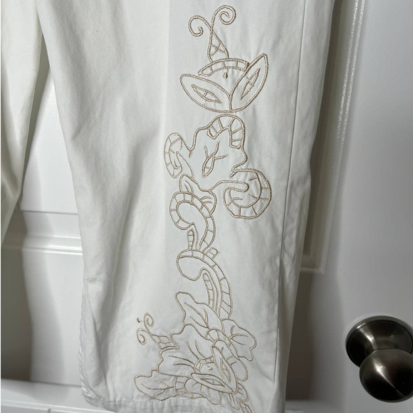 French Cuff Cropped Pants in White with Tan Embroidery Size 10 - Picture 2 of 5